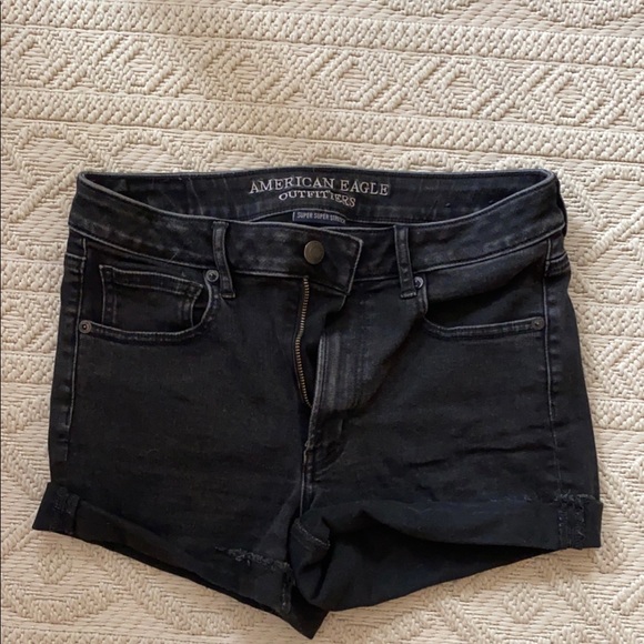 American Eagle shorts, size 8 - Picture 2 of 2